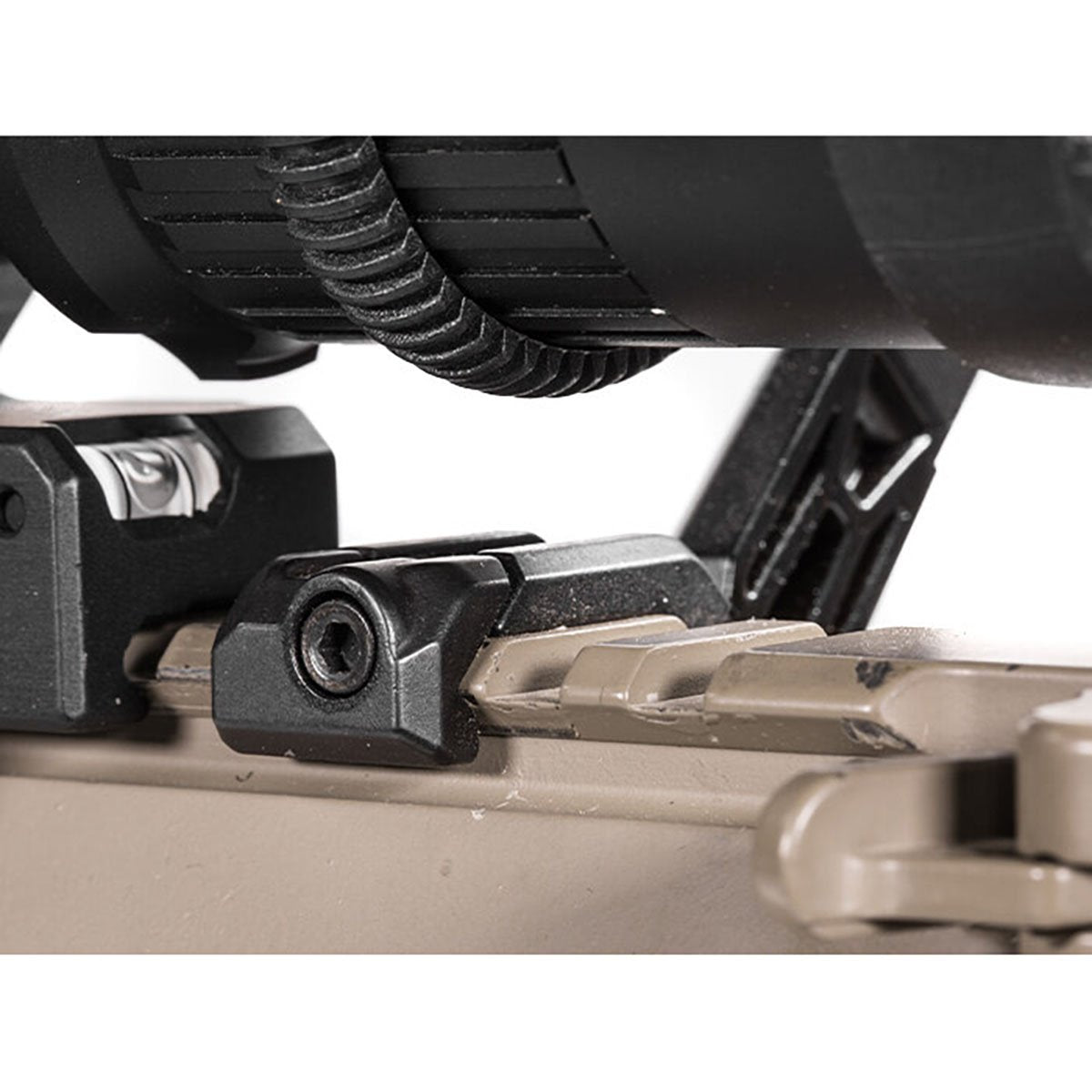 MAGPUL MBUS Pro Offset Rear Sight Flip-Up Adjustable Steel Black